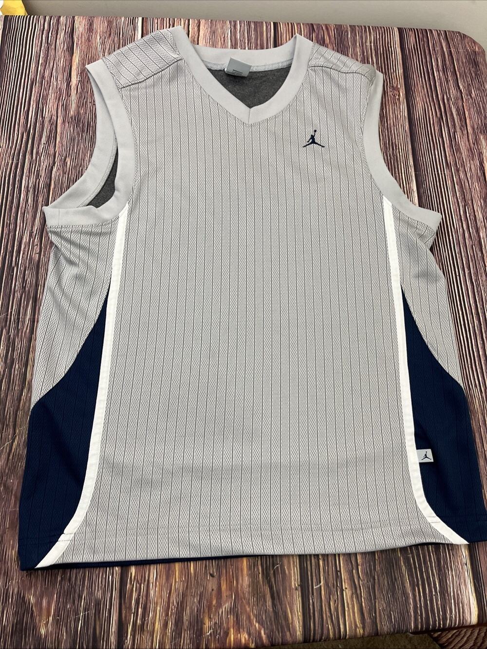 Jordan Brand Basketball Jersey Mens Medium Silver Gray Tank Top